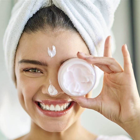 ¿como crear una rutina de skincare con 3 productos?